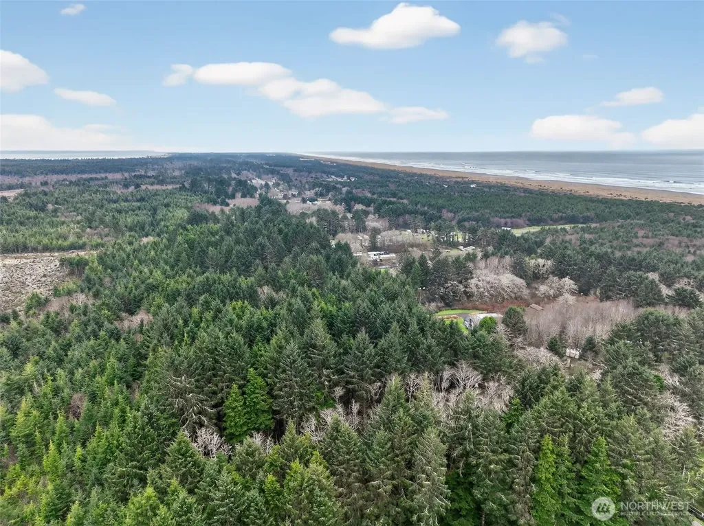 2772 State Route 109 Ocean City WA 98569