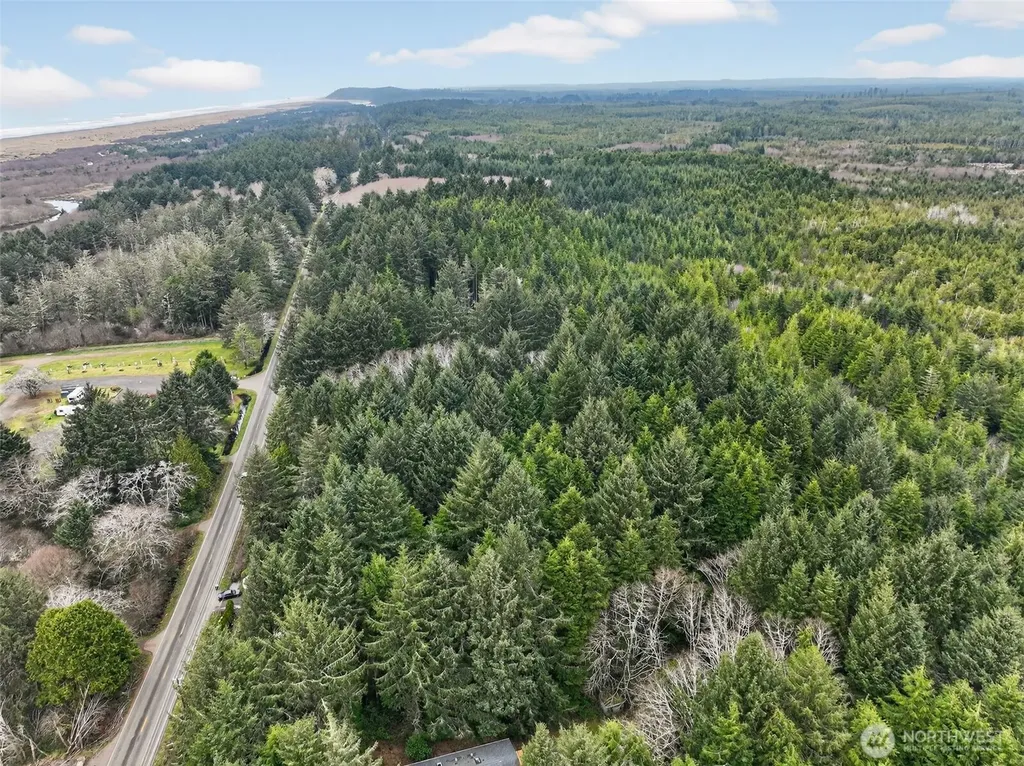 2772 State Route 109 Ocean City WA 98569
