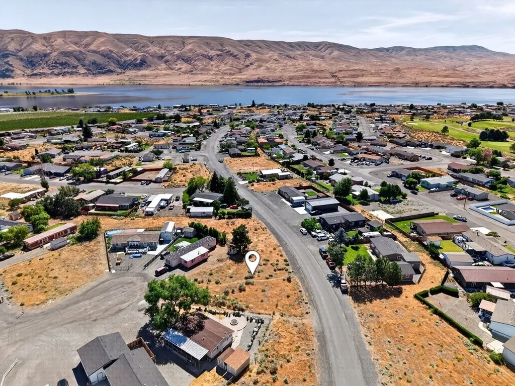 306 Agate Lane SW Mattawa WA 99349