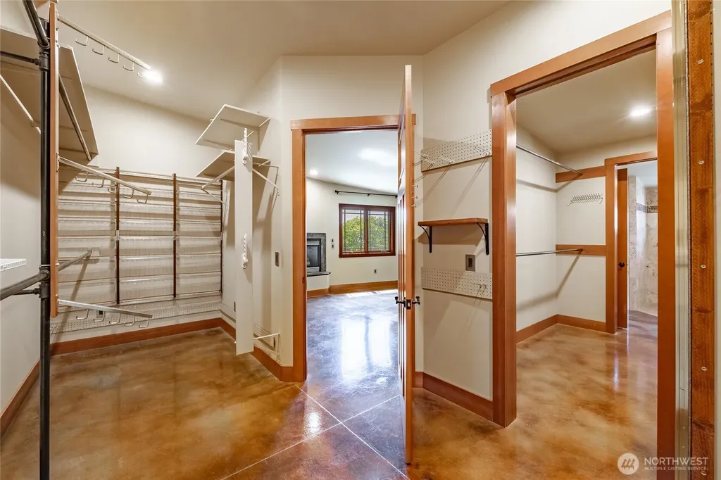 5727 Nakat Way Blaine WA 98230
