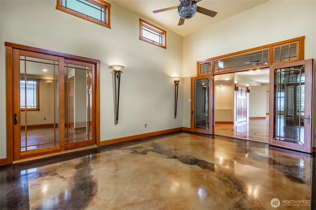5727 Nakat Way Blaine WA 98230