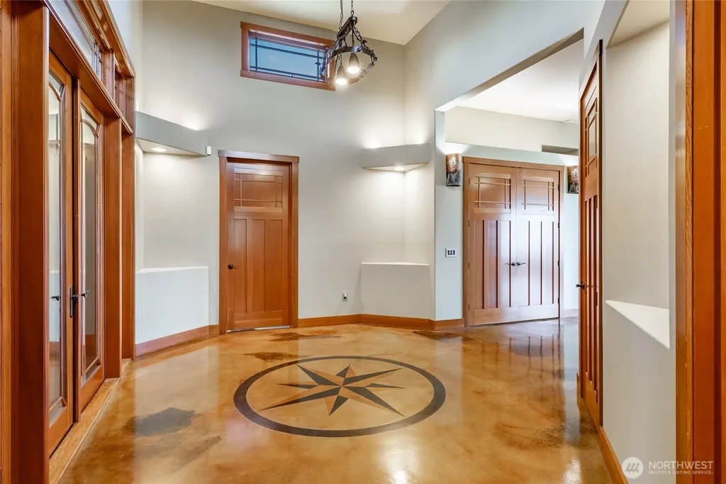 5727 Nakat Way Blaine WA 98230