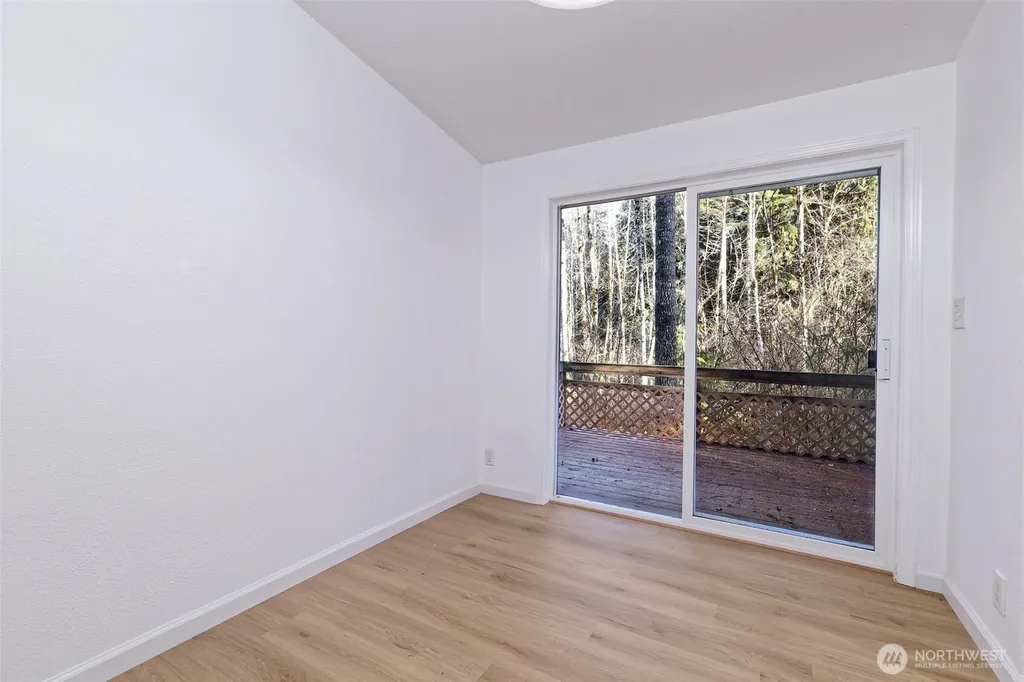 91 N Wigeon Place Hoodsport WA 98584