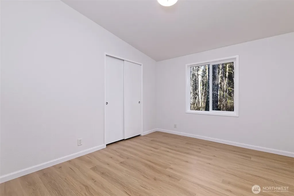 91 N Wigeon Place Hoodsport WA 98584