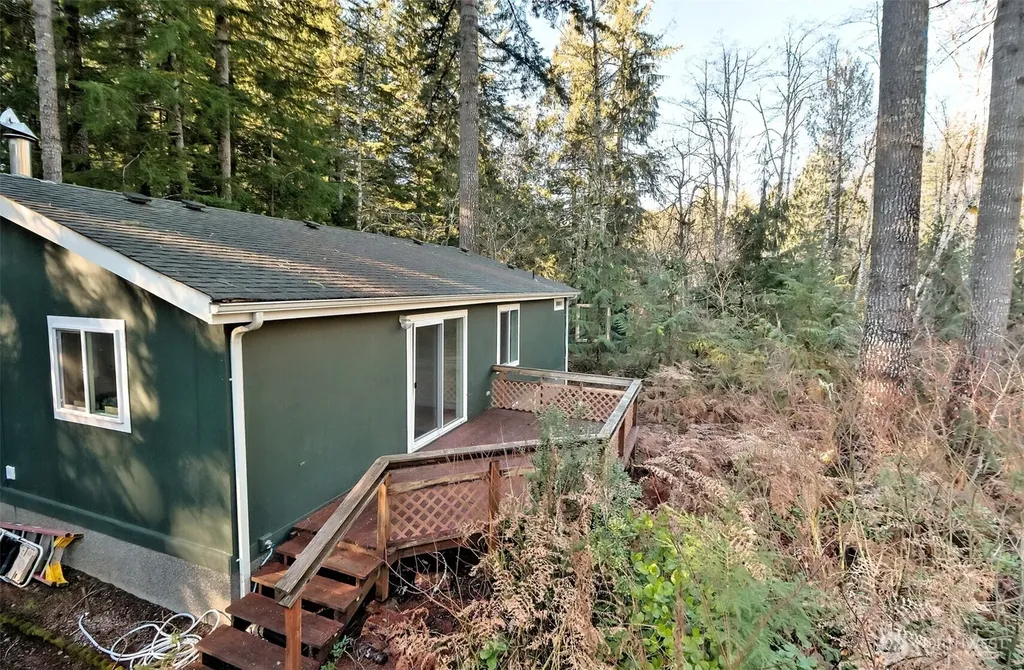 91 N Wigeon Place Hoodsport WA 98584