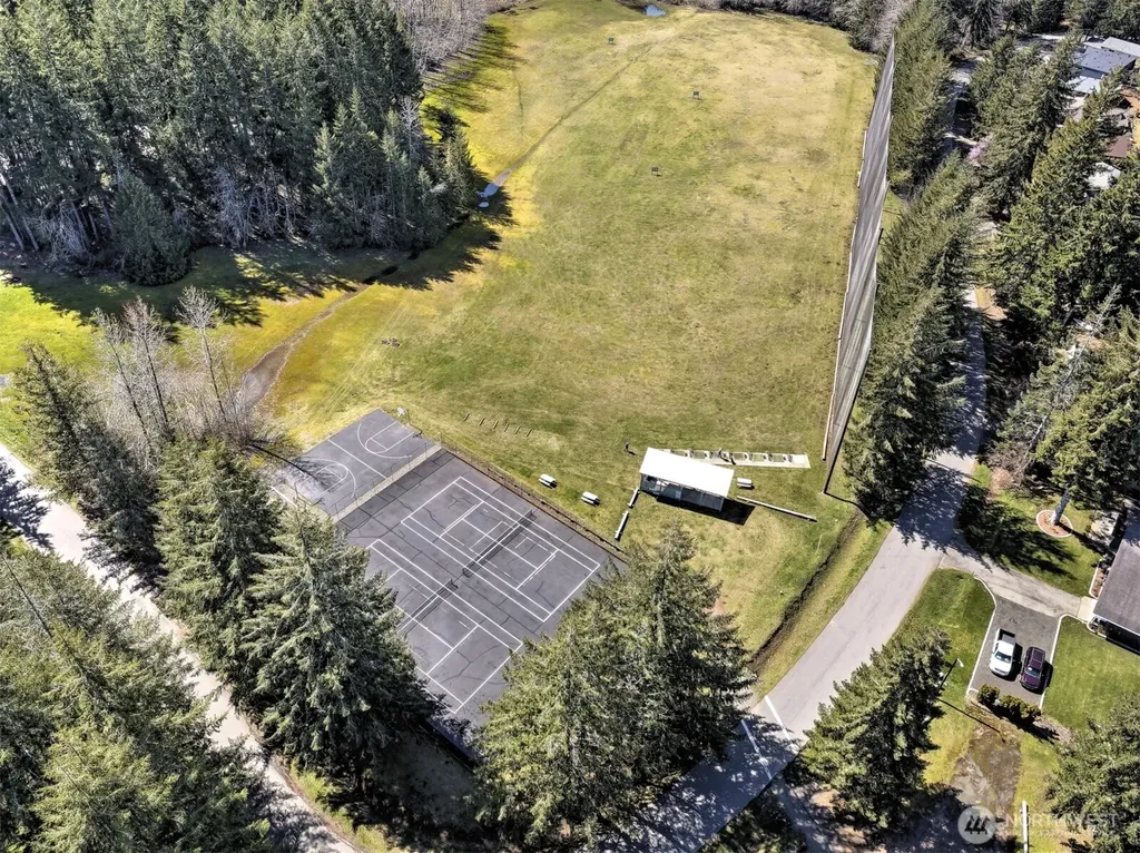 91 N Wigeon Place Hoodsport WA 98584