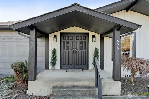 1655 Wheaton Street Raymond WA 98577