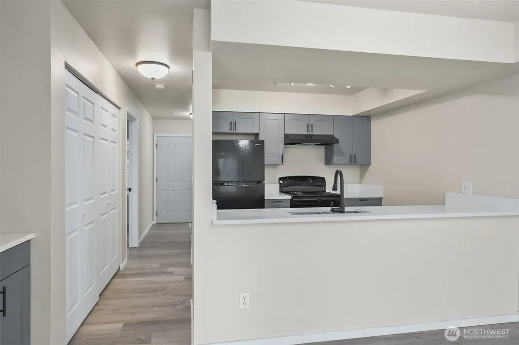 10240 Bridgeport Way SW Lakewood WA 98499