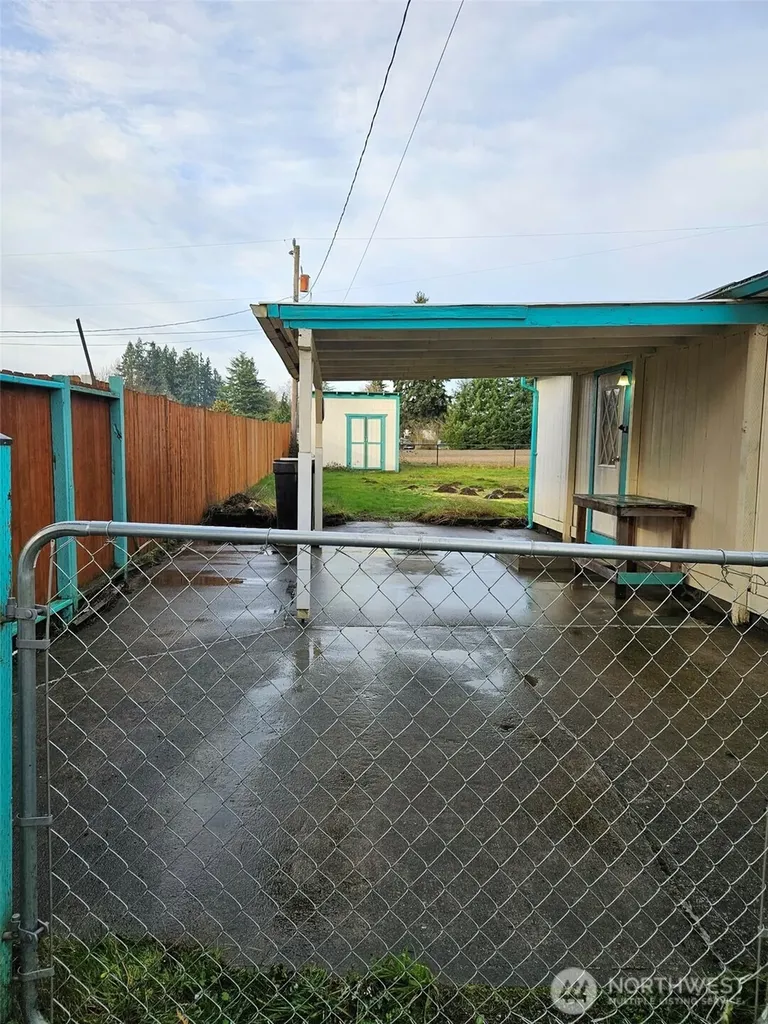 22039 Old Hwy 99 SW Centralia WA 98531
