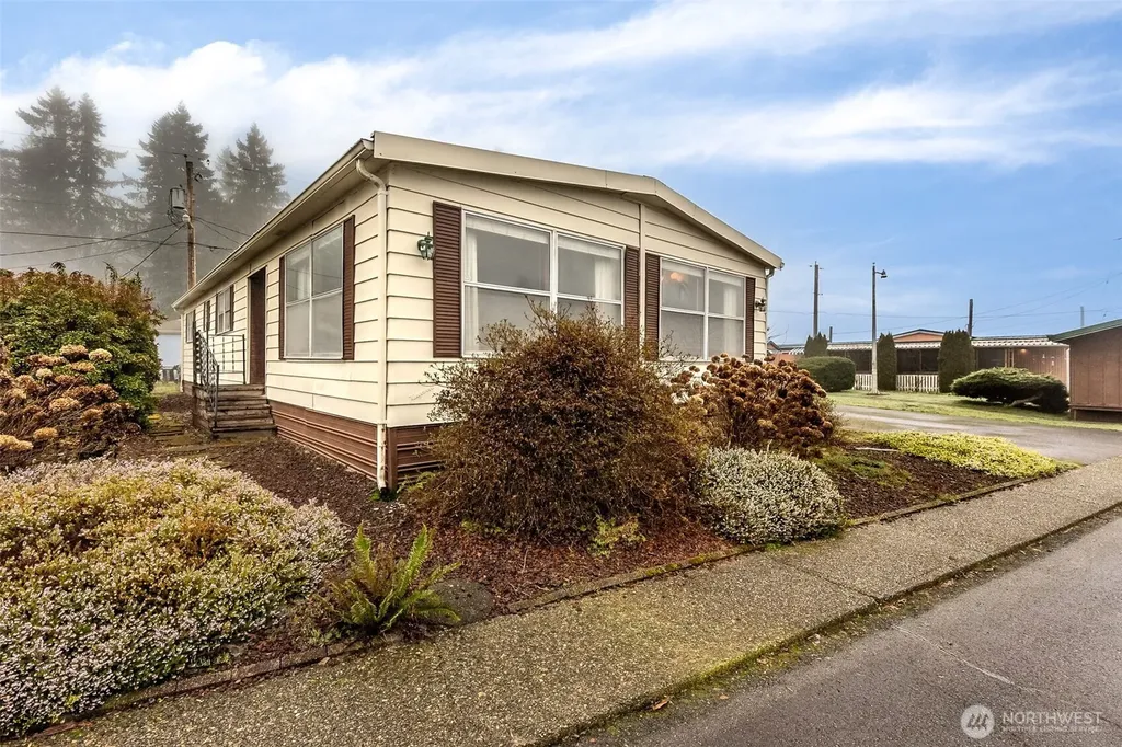 4707 Black Lake Belmore Road SW Olympia WA 98512