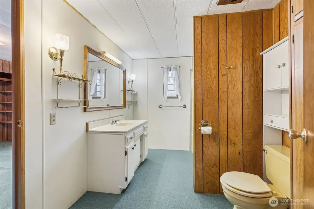 4707 Black Lake Belmore Road SW Olympia WA 98512