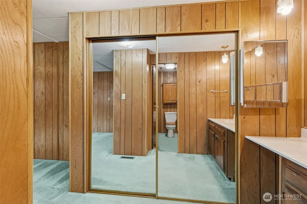 4707 Black Lake Belmore Road SW Olympia WA 98512