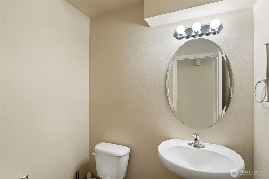 2315 SE Kelby Circle Port Orchard WA 98366