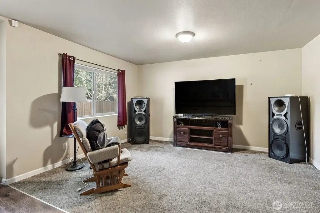 2315 SE Kelby Circle Port Orchard WA 98366