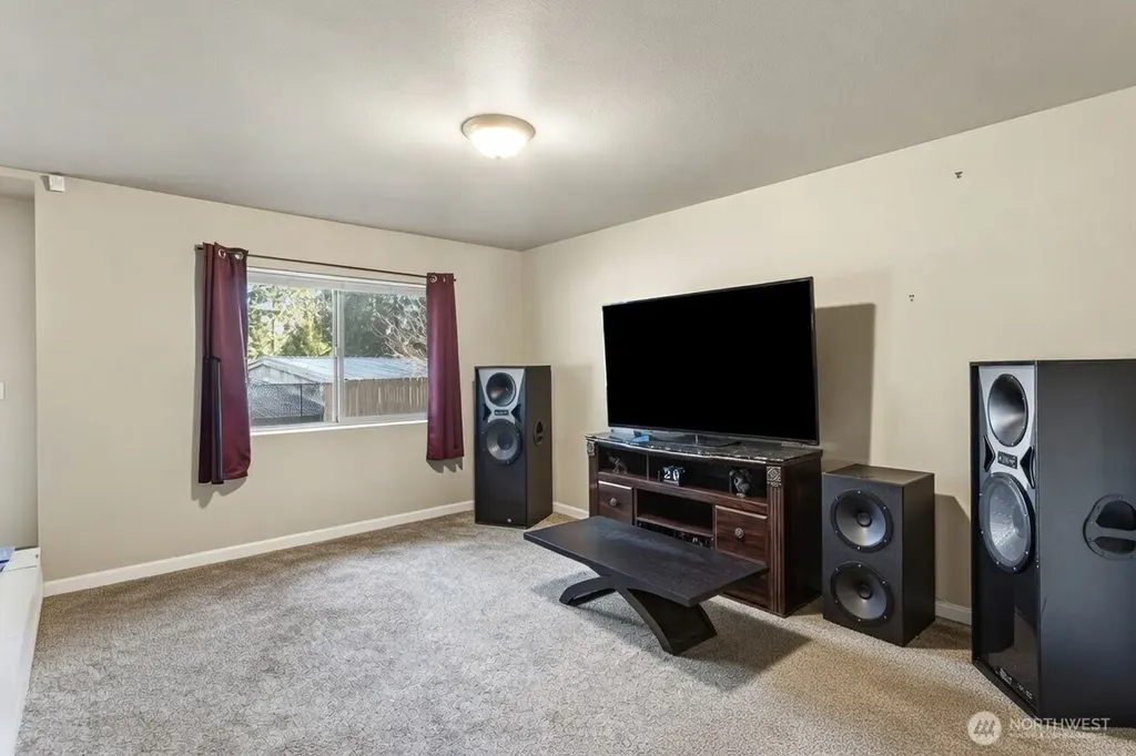 2315 SE Kelby Circle Port Orchard WA 98366