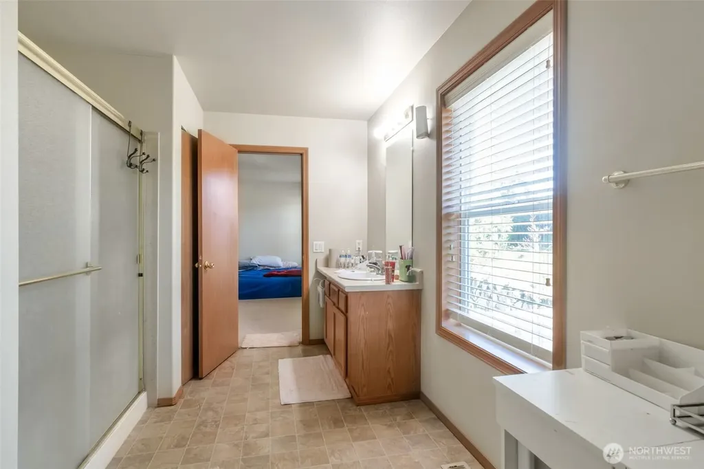 22686 129th Place SE Kent WA 98031