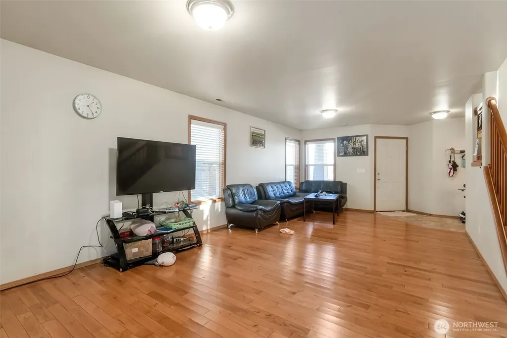 22686 129th Place SE Kent WA 98031