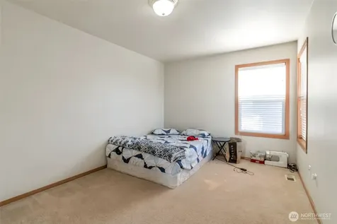 22686 129th Place SE Kent WA 98031