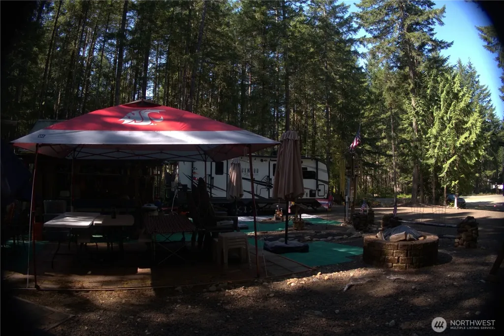321 Lakewood Drive Hoodsport WA 98548