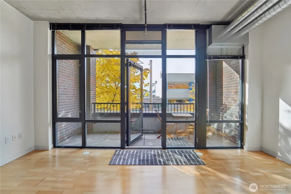 2720 3rd Avenue Seattle WA 98121