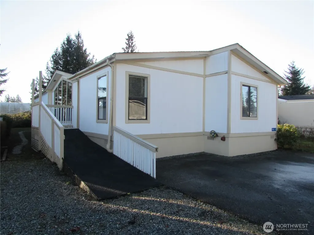 19920 67th Avenue NE Arlington WA 98223