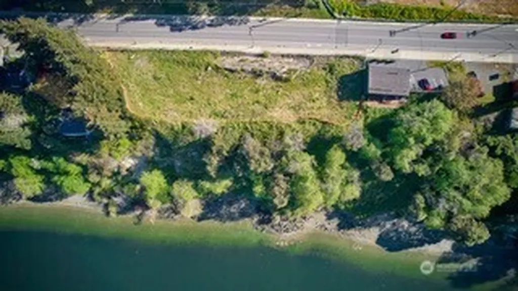 1943 Wheaton Way Bremerton WA 98310
