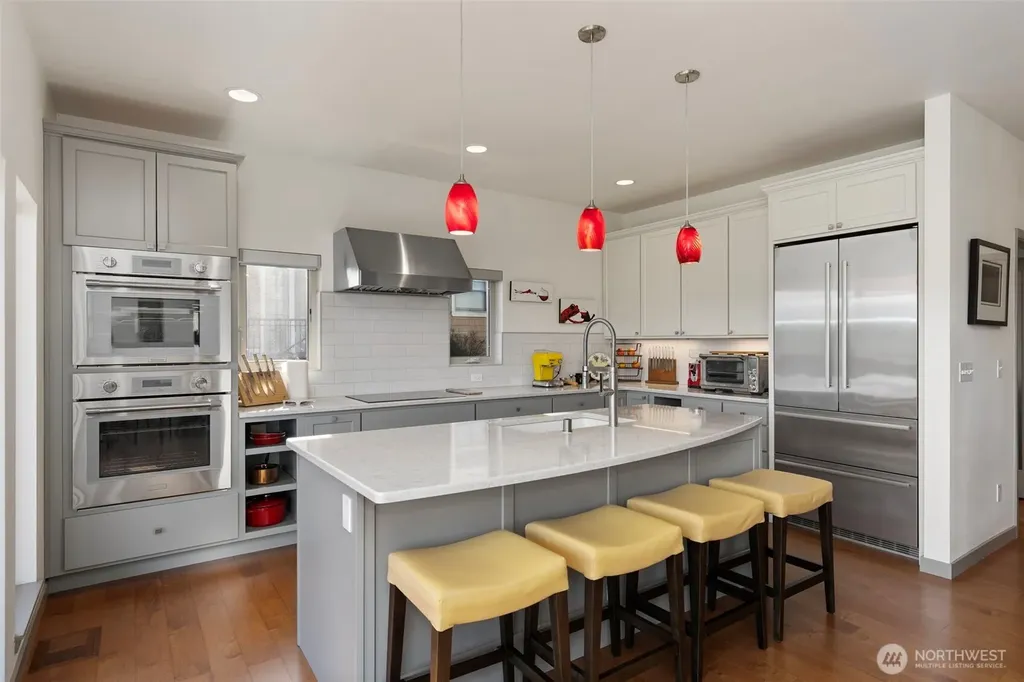 22922 Belvedere Place NE Kingston WA 98346