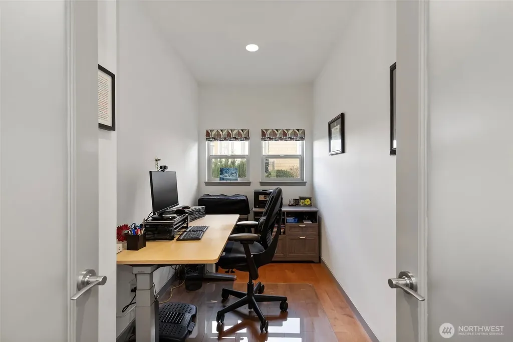 22922 Belvedere Place NE Kingston WA 98346