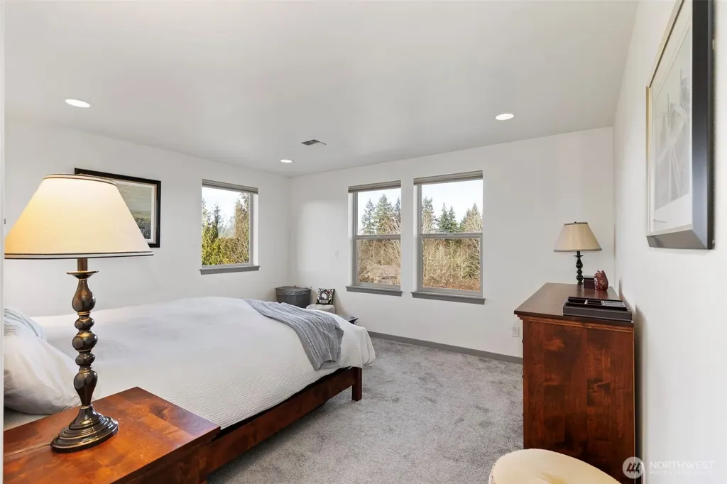 22922 Belvedere Place NE Kingston WA 98346