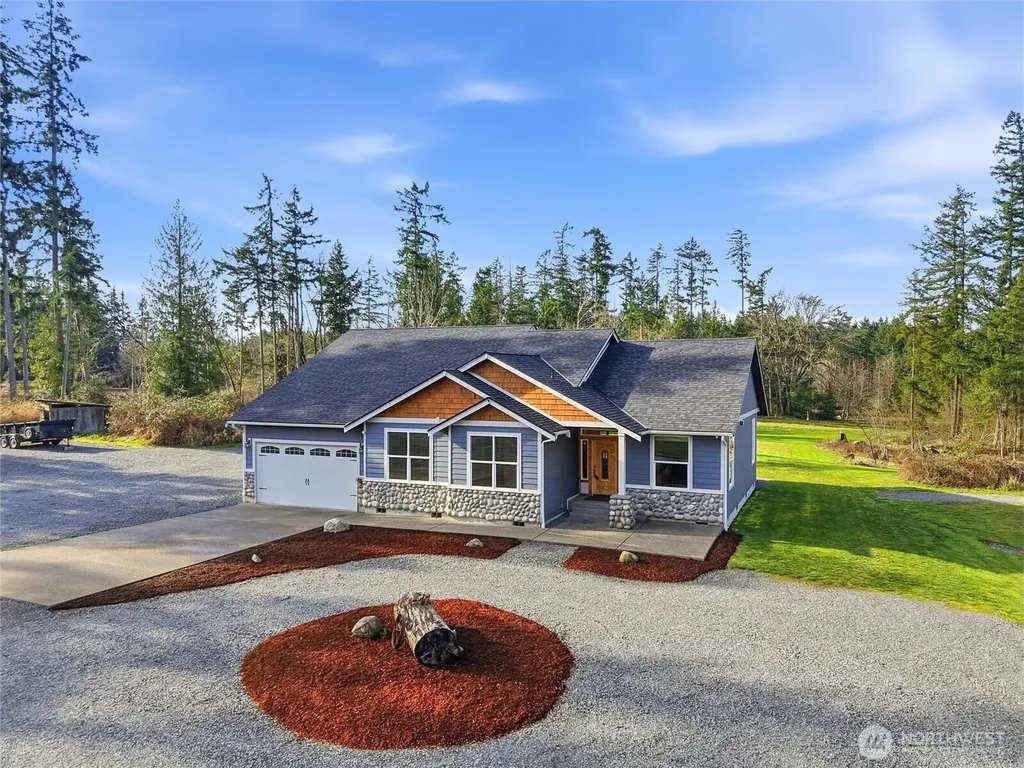 38512 Mountain Highway E Eatonville WA 98328