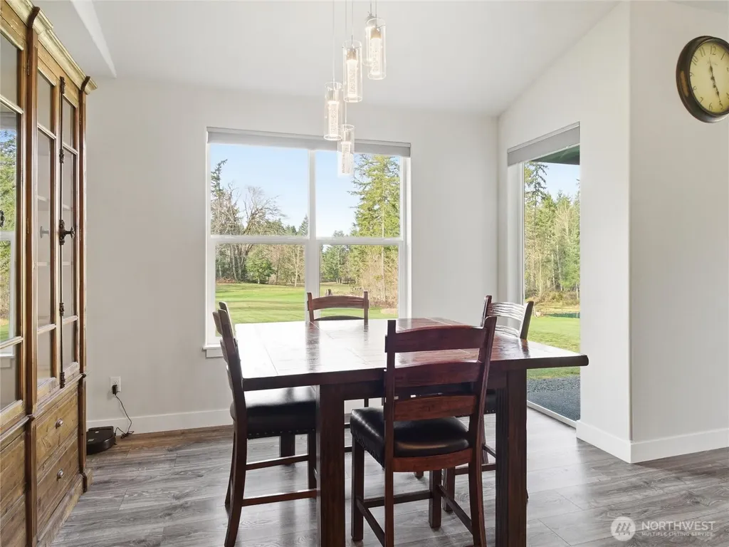 38512 Mountain Highway E Eatonville WA 98328