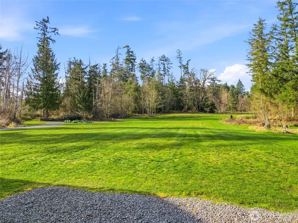 38512 Mountain Highway E Eatonville WA 98328