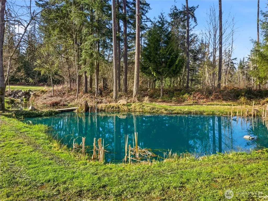 38512 Mountain Highway E Eatonville WA 98328