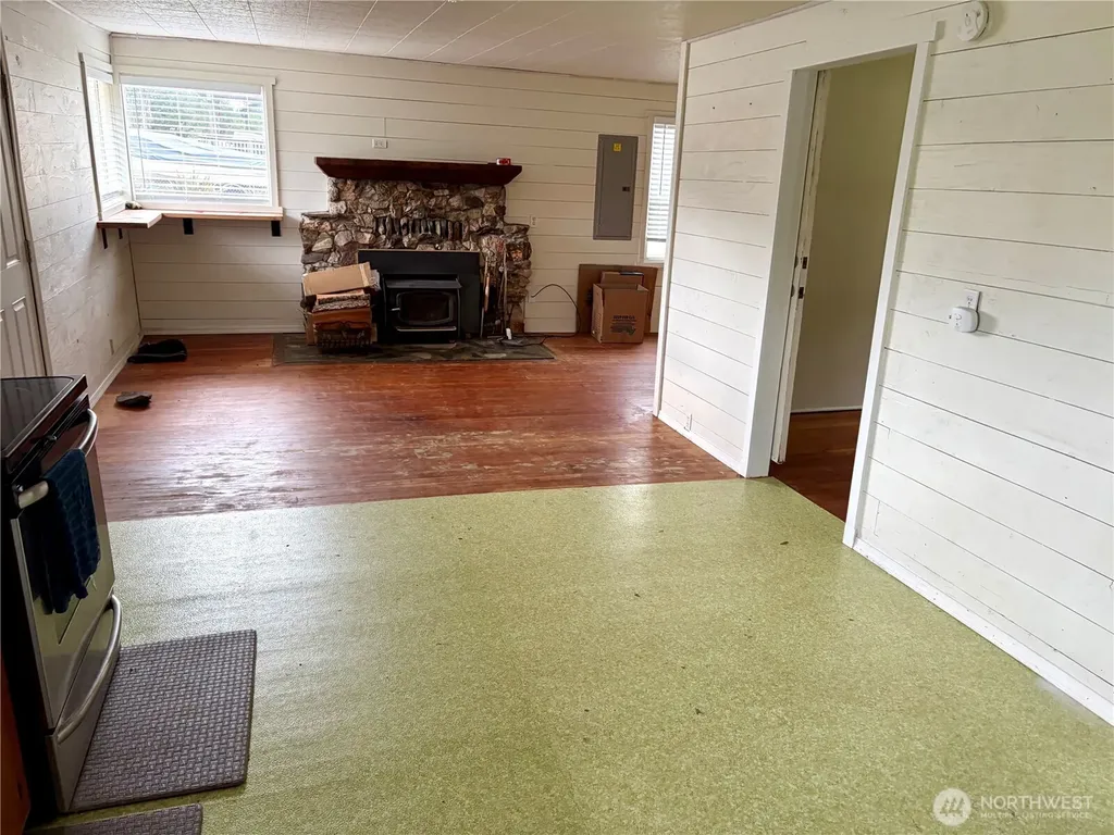 1215 199th Place Long Beach WA 98631