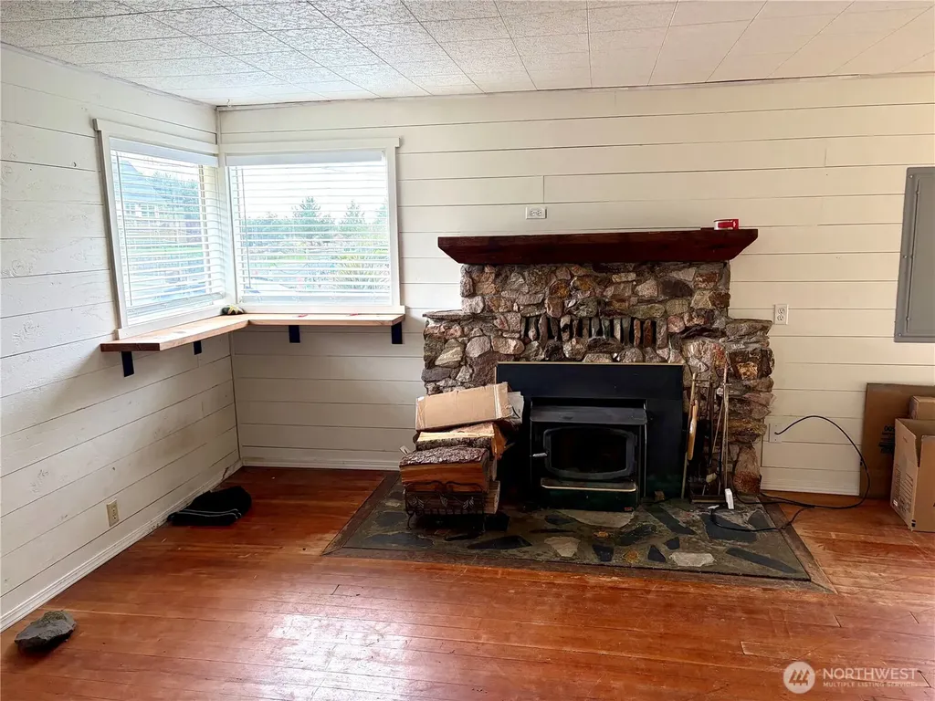 1215 199th Place Long Beach WA 98631