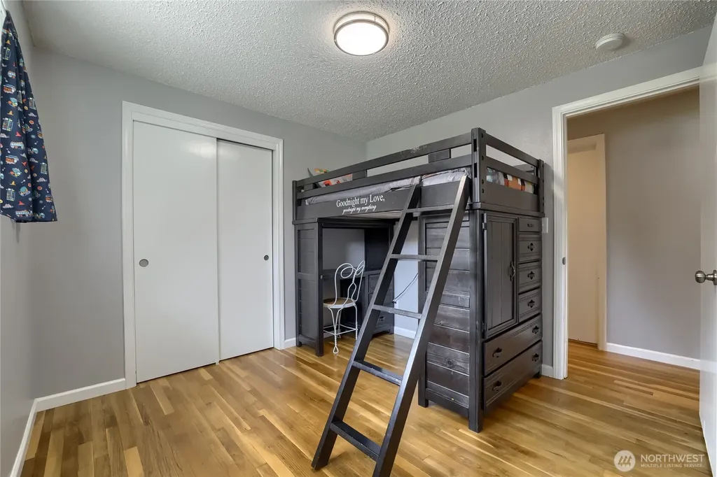 5023 161st Place SW Edmonds WA 98026