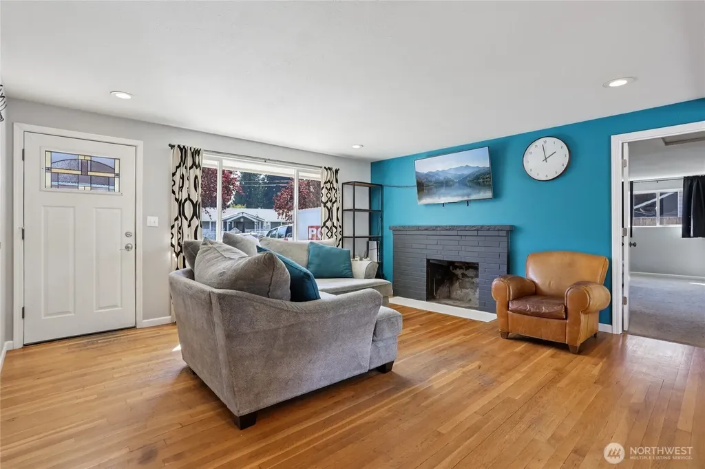 5023 161st Place SW Edmonds WA 98026