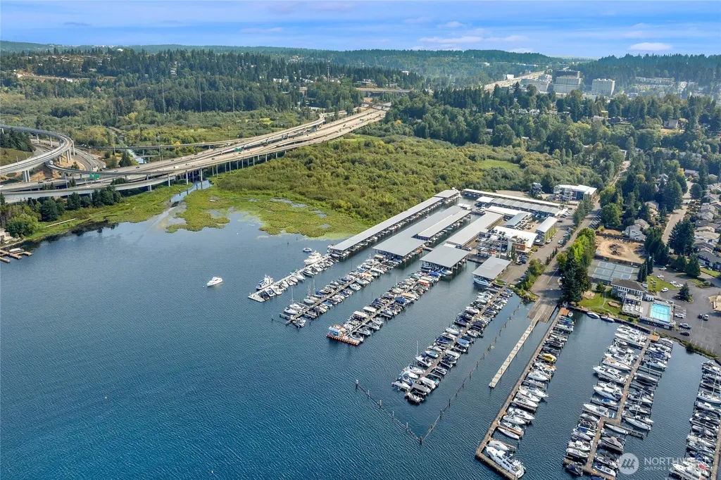 3911 Lake Washington Boulevard SE Bellevue WA 98006