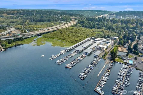 3911 Lake Washington Boulevard SE Bellevue WA 98006