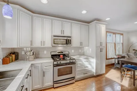 11740 Burke Avenue N Seattle WA 98133