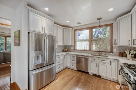 11740 Burke Avenue N Seattle WA 98133