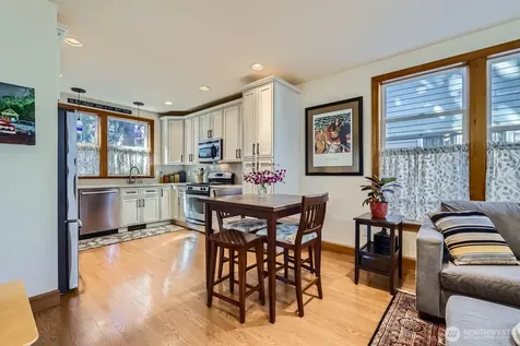 11740 Burke Avenue N Seattle WA 98133