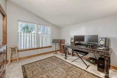 11740 Burke Avenue N Seattle WA 98133