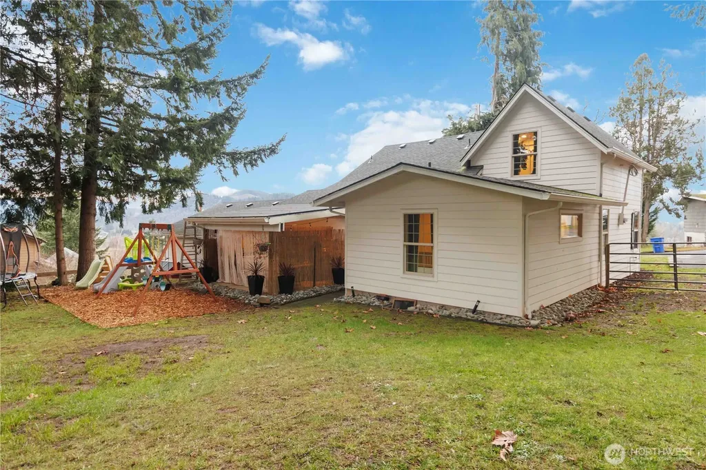 2405 Sunrise Street Kelso WA 98626