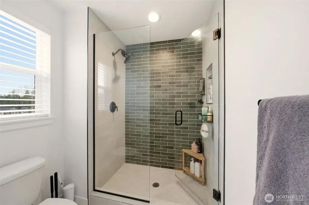 4327 NE 183rd Street Vancouver WA 98686