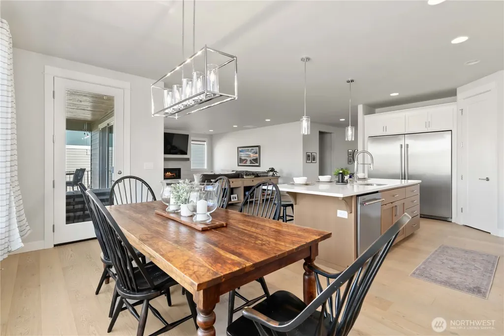 33473 Walnut Avenue SE Black Diamond WA 98010
