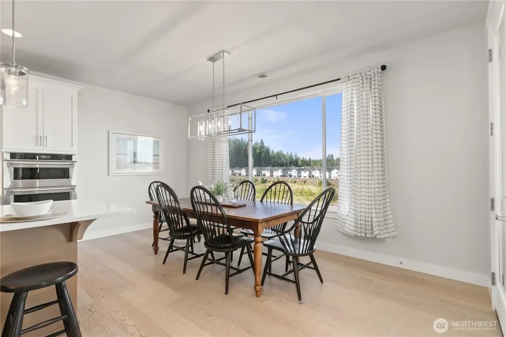 33473 Walnut Avenue SE Black Diamond WA 98010