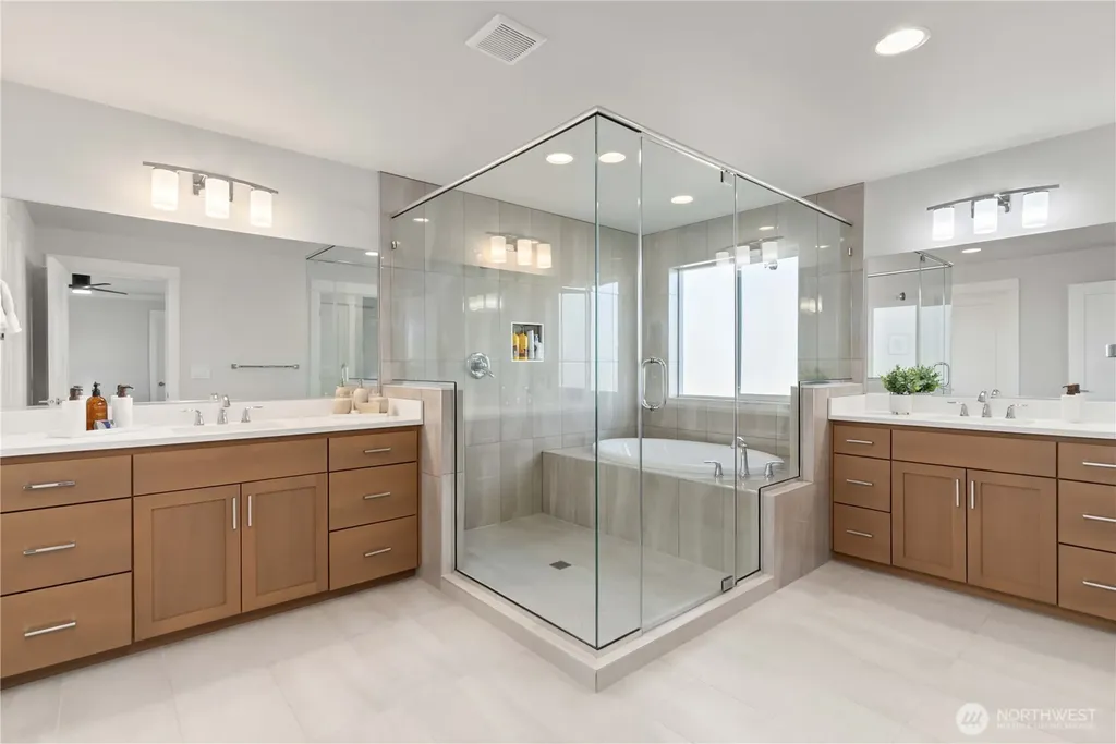 33473 Walnut Avenue SE Black Diamond WA 98010