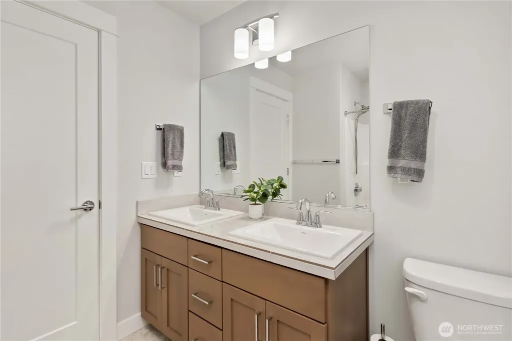 33473 Walnut Avenue SE Black Diamond WA 98010