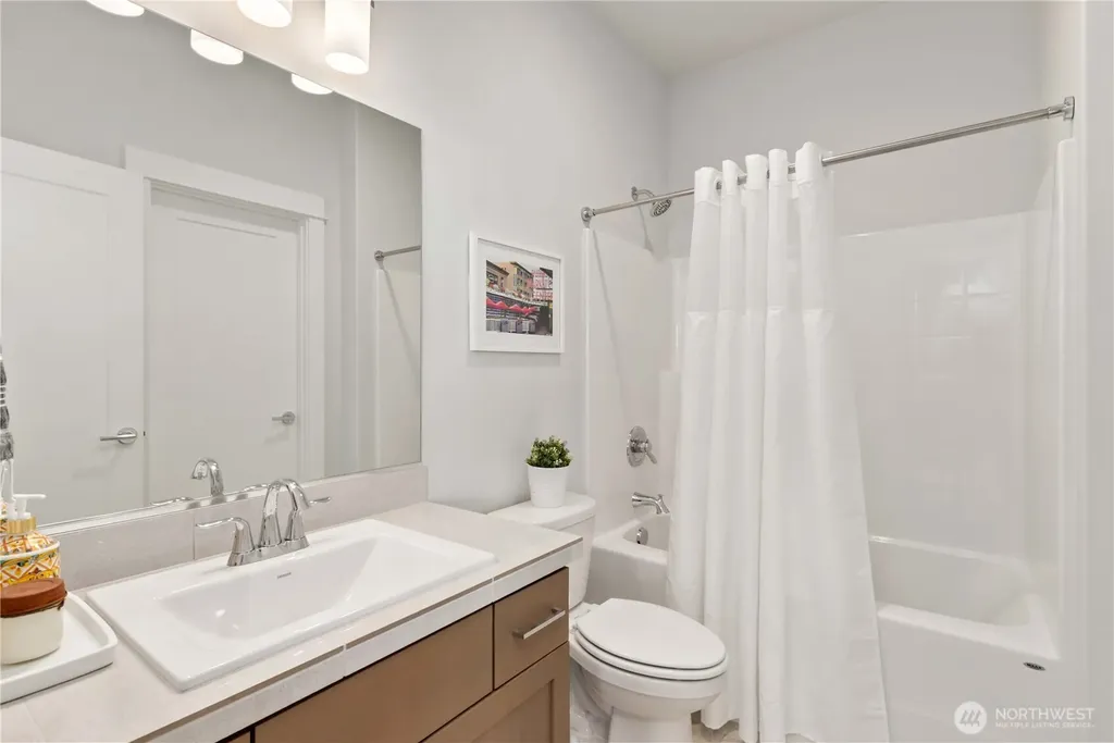 33473 Walnut Avenue SE Black Diamond WA 98010